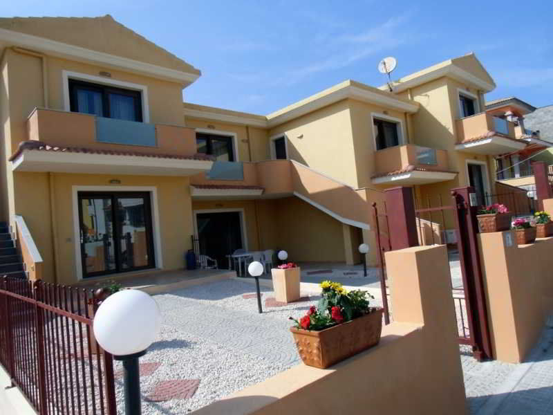 Residence Ibiscus กัสเตลซาร์โด ภายนอก รูปภาพ